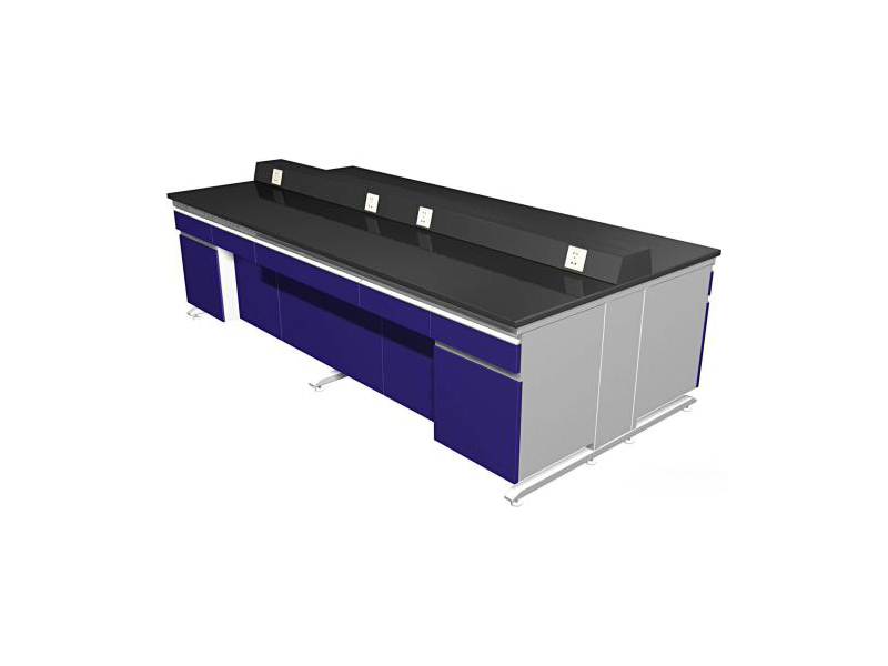 ����ʵ��̨